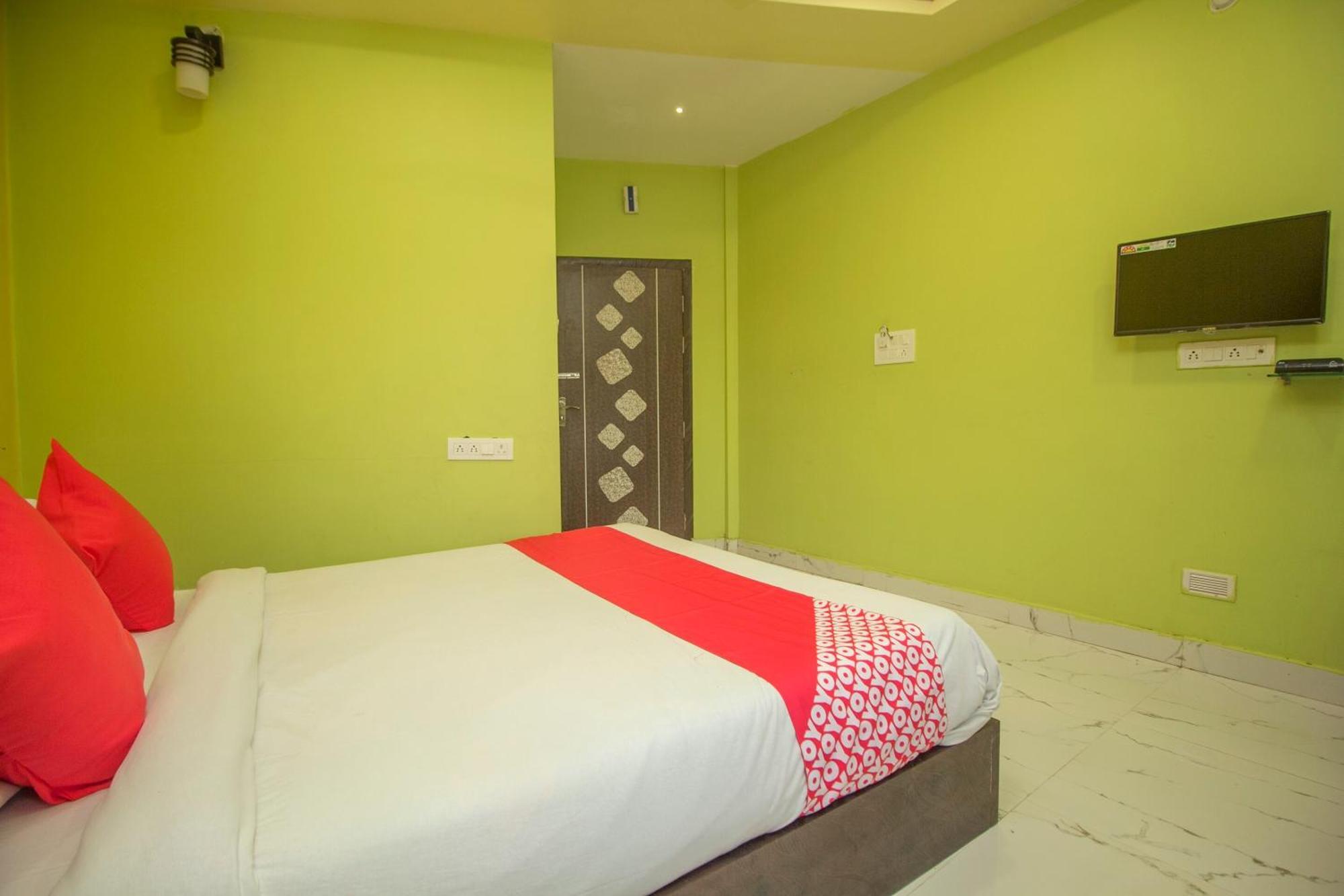 Hotel O Resort Green Wave Lataguri Exterior photo
