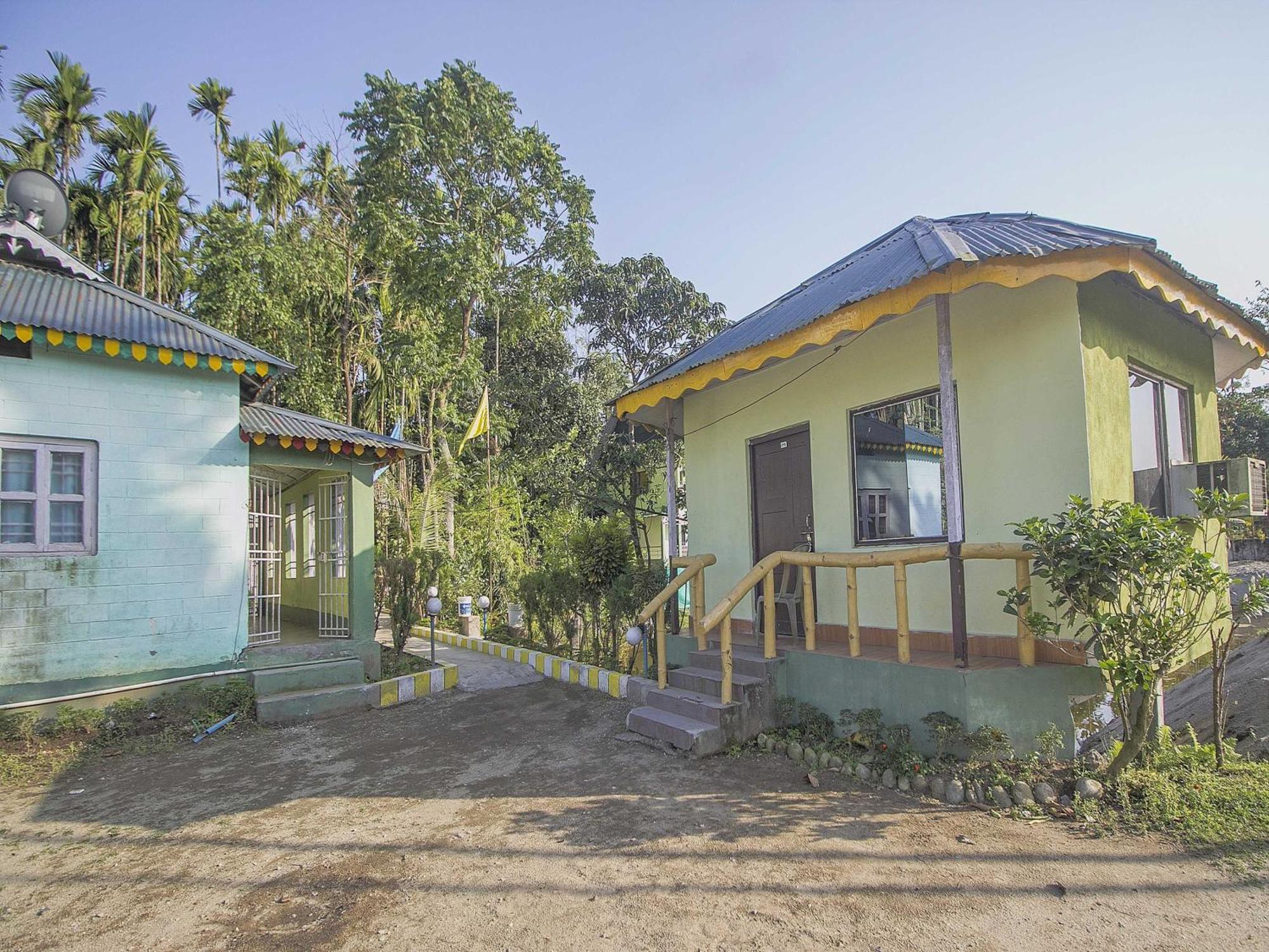Hotel O Resort Green Wave Lataguri Exterior photo